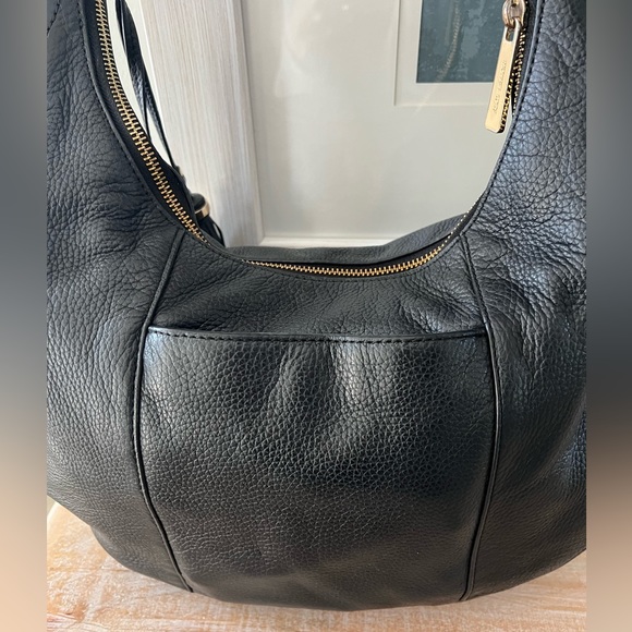 Michael Kors Black Leather Hobo Shoulder Bag - Like New - Picture 7 of 7
